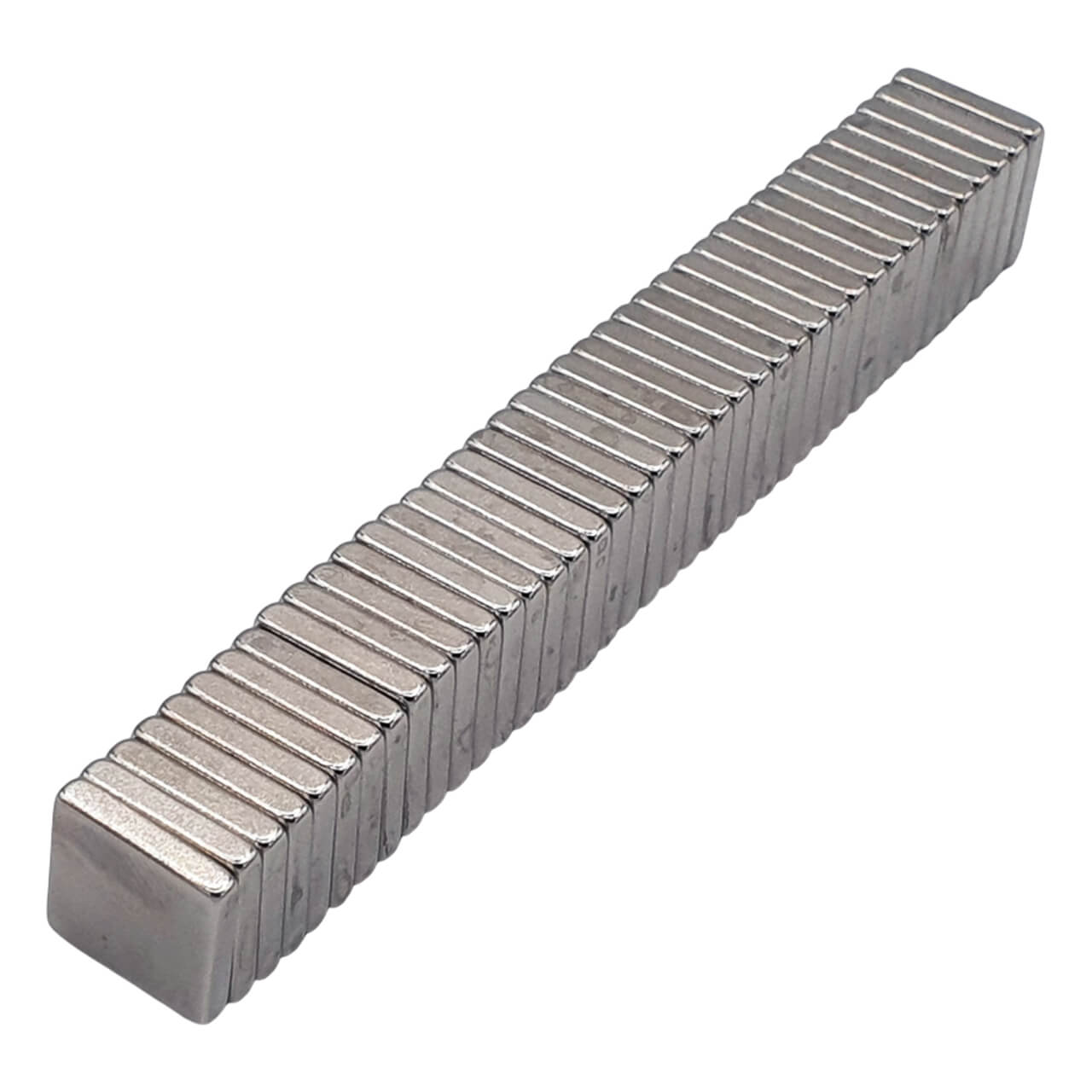 Aimant néodyme bloc10x10x2mm, puissance 1kg 48 Aimant néodyme bloc10x10x2mm, puissance 1kg – Image 3