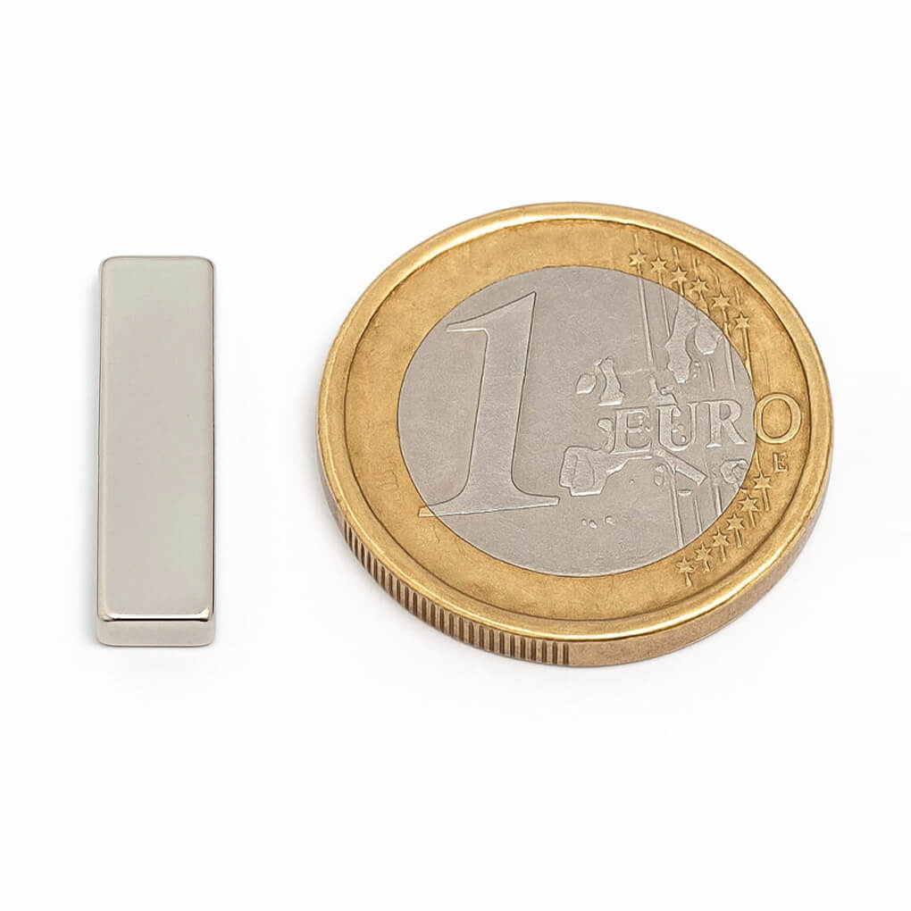 Aimant néodyme bloc 20x5x2mm, puissance 1.5kg 64 Aimant néodyme bloc 20x5x2mm, puissance 1.5kg