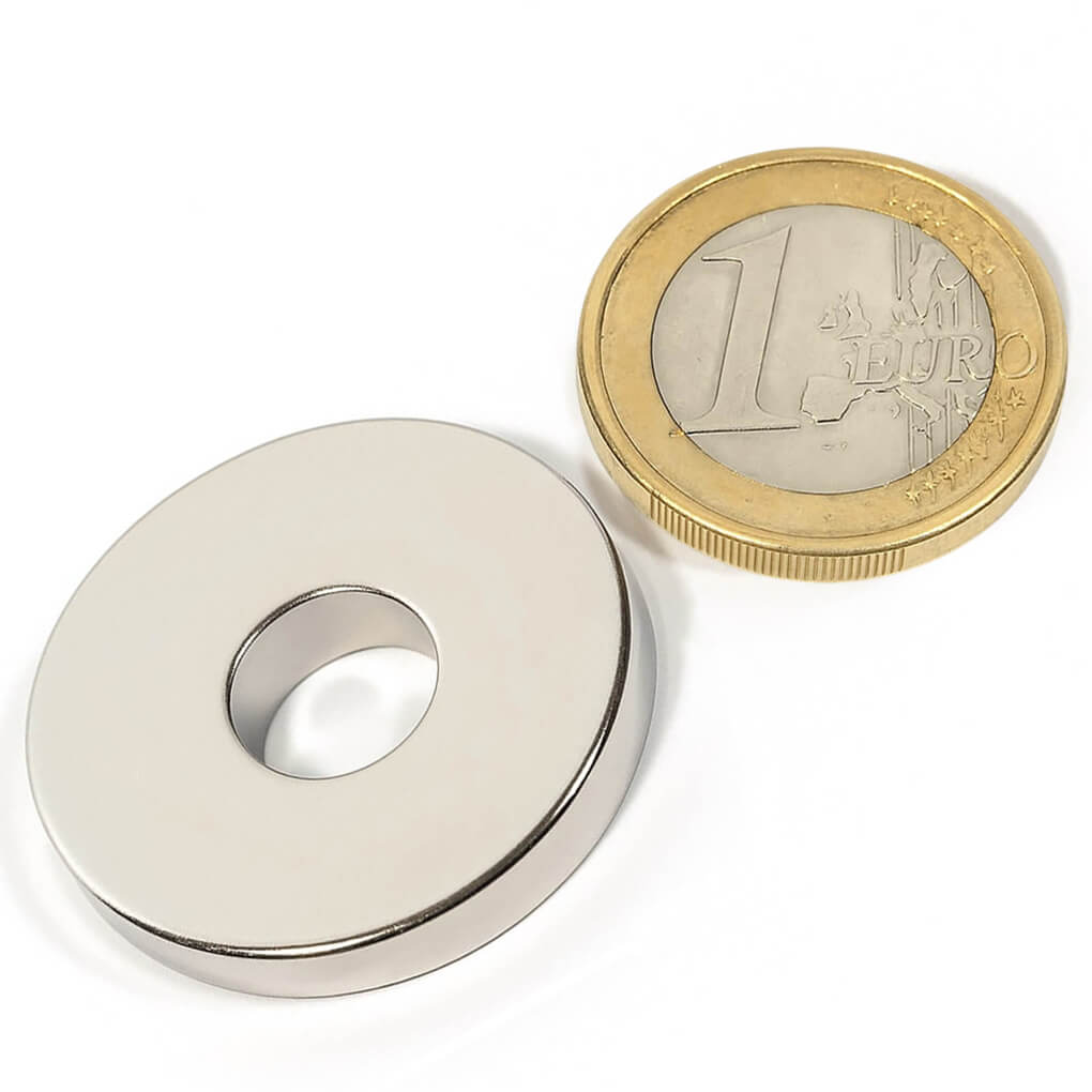 aimant néodyme anneau Øext30 x Øint10 x 5 mm, puissance 11Kg 48 aimant néodyme anneau Øext30 x Øint10 x 5 mm, puissance 11Kg