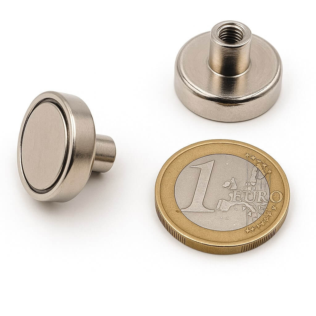 Aimant avec manchon taraudé Ø20mm, puissance 12kg 47 Aimant avec manchon taraudé Ø20mm, puissance 12kg